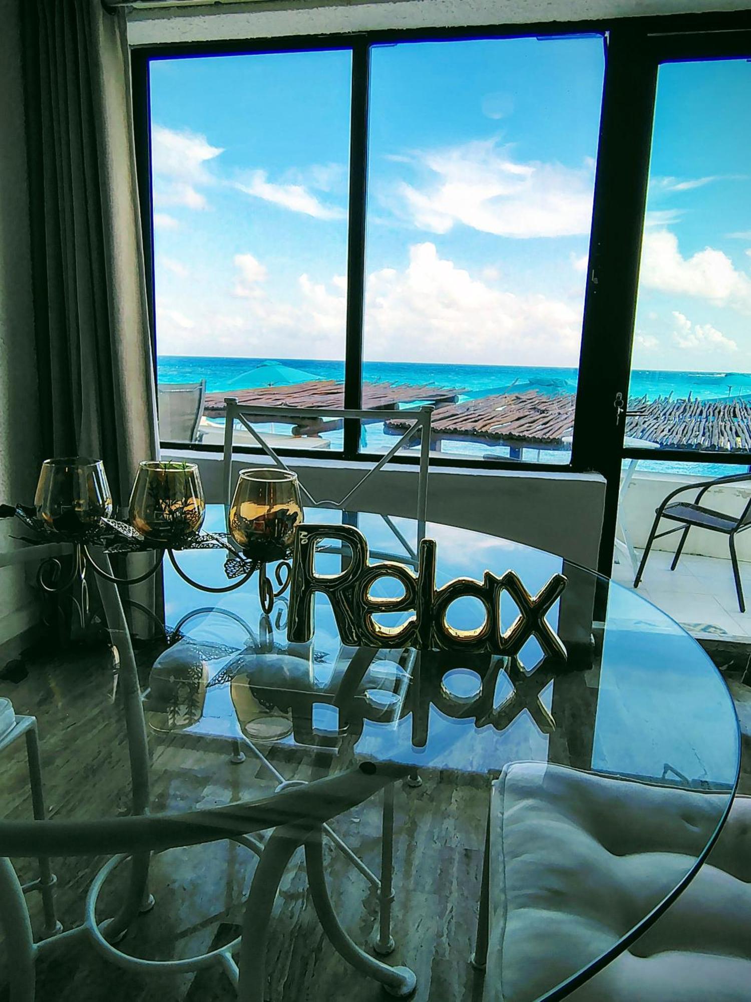 Beachfront Studio With Ocean View Cancun Exterior photo