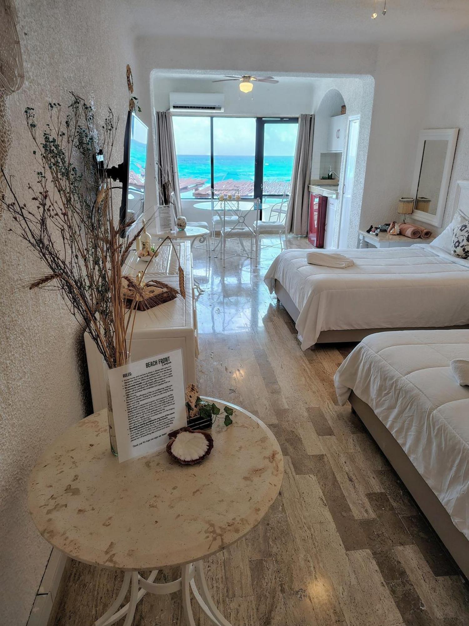 Beachfront Studio With Ocean View Cancun Exterior photo